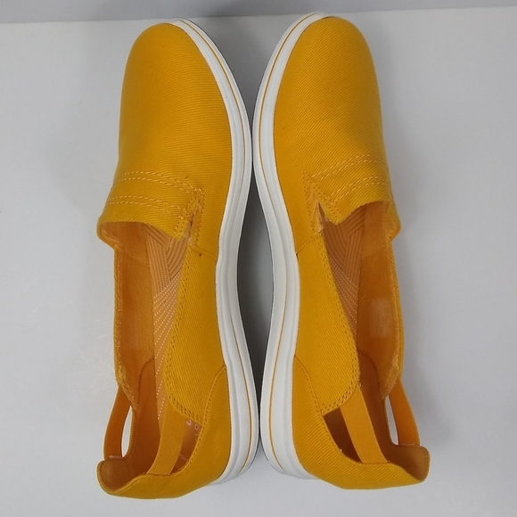 Clarks Cloudsteppers Breeze Step Slip-On Shoes Yellow Jaune Women's 11 Sneakers - Picture 6 of 10